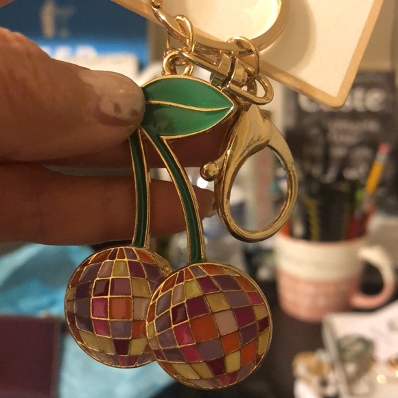 BNWT keychain (000311) - Picture 5 of 6